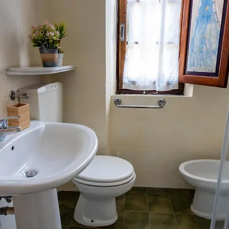 In Pieno Centro Dei Marmi Apartament